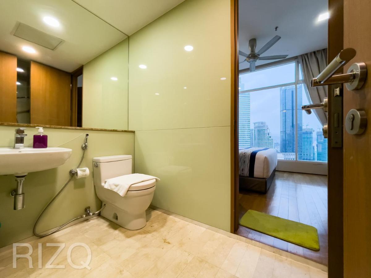 Soho Suites Klcc By Homestay Kuala Lumpur Exterior photo
